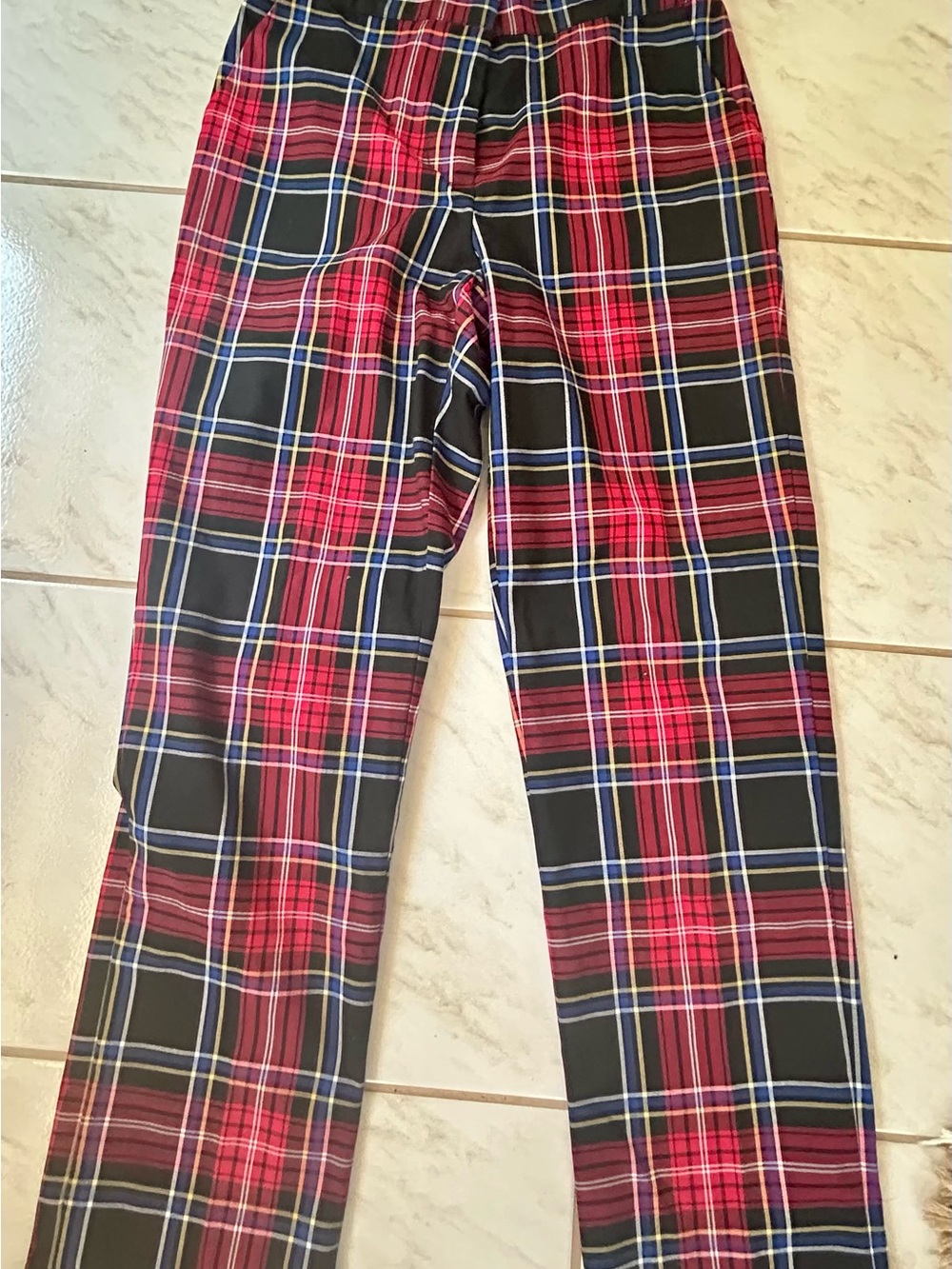 Draper James Red and Black Plaid RSVP Straight Leg Pants. Size small